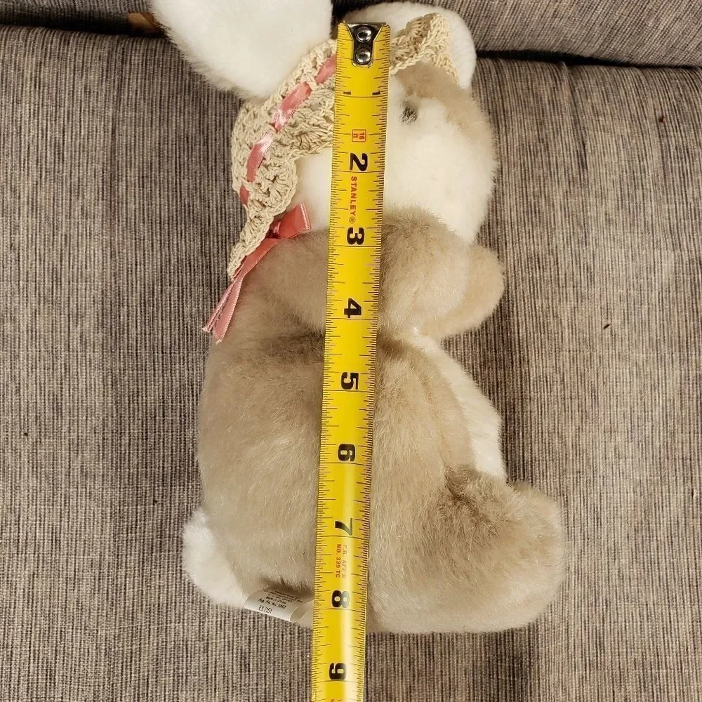 Vintage 1987 bunny rabbit